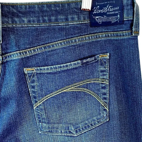 Levi Strauss Signature Y2K Bootcut Low Rise Stretch Denim Blue Jeans Misses 16 - Picture 7 of 16